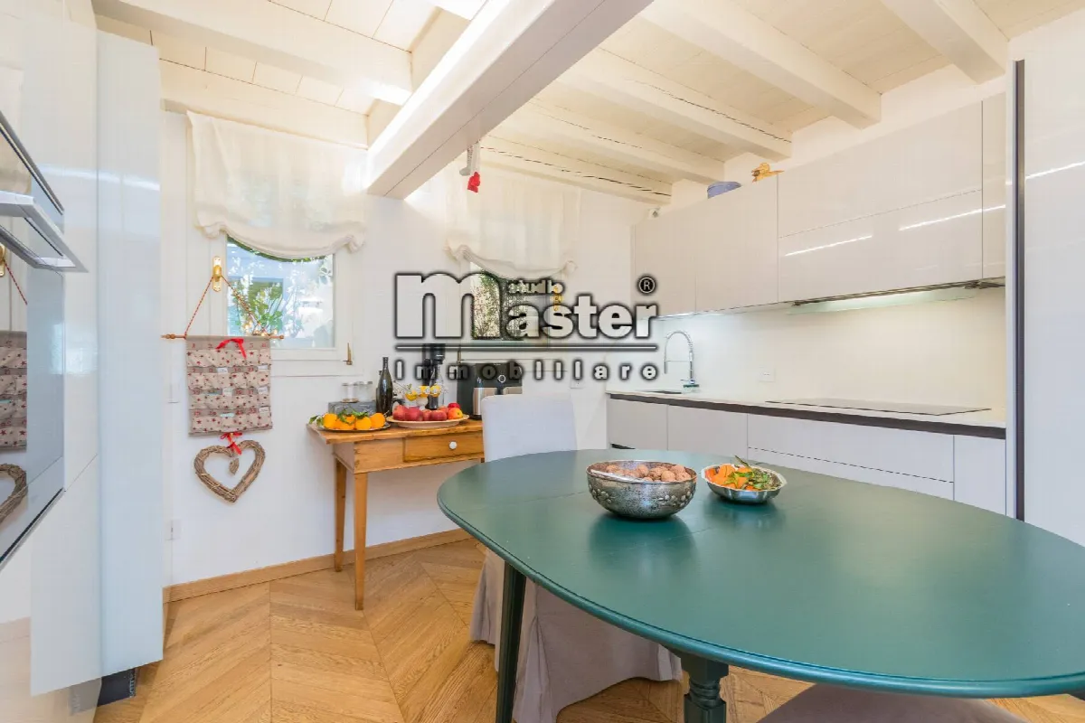 Appartamento 3 camere in vendita a Treviso, Centro storico - foto 2