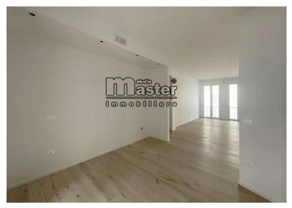 Appartamento 3 camere in vendita a Treviso, Centro storico - foto 4