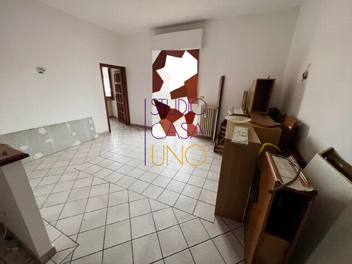 Appartamento in vendita a Montevarchi, Stadio - foto 2