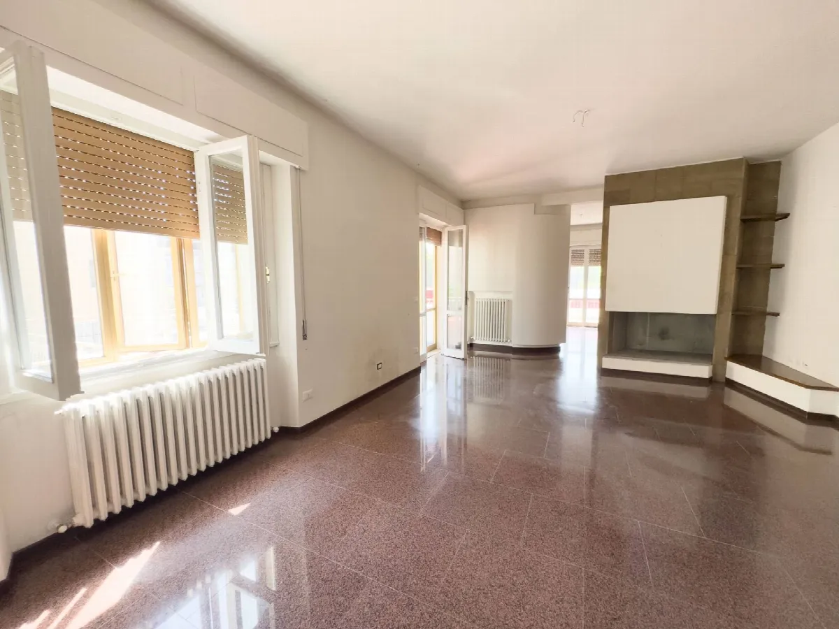 Appartamento in vendita a Terranuova Bracciolini, Centro - foto 1