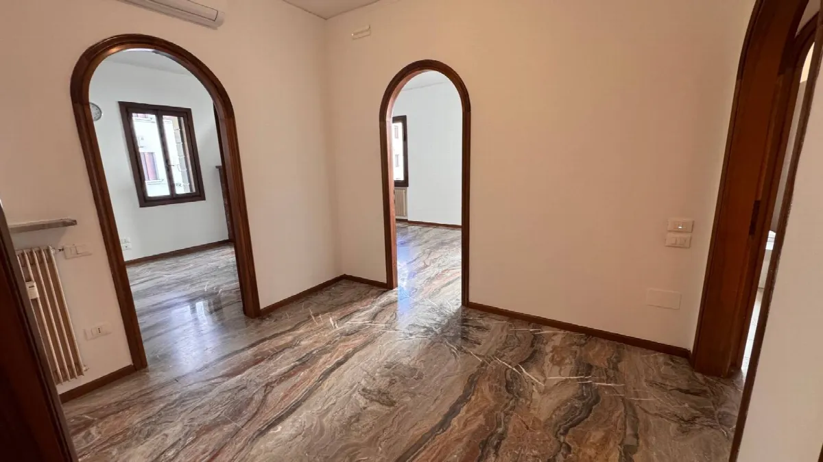 2 Camere in vendita a Treviso, Centro storico - foto 1