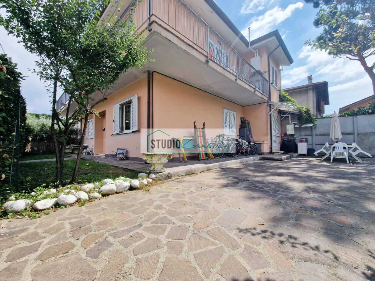 Appartamento in vendita a Camaiore, Lido di Camaiore - foto 1