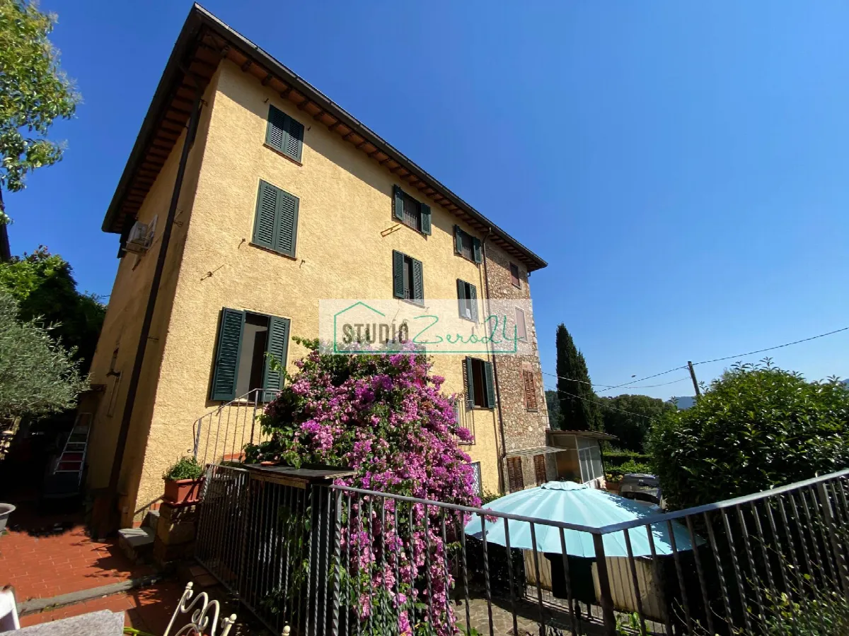 Appartamento in vendita a Camaiore, Vado - foto 1