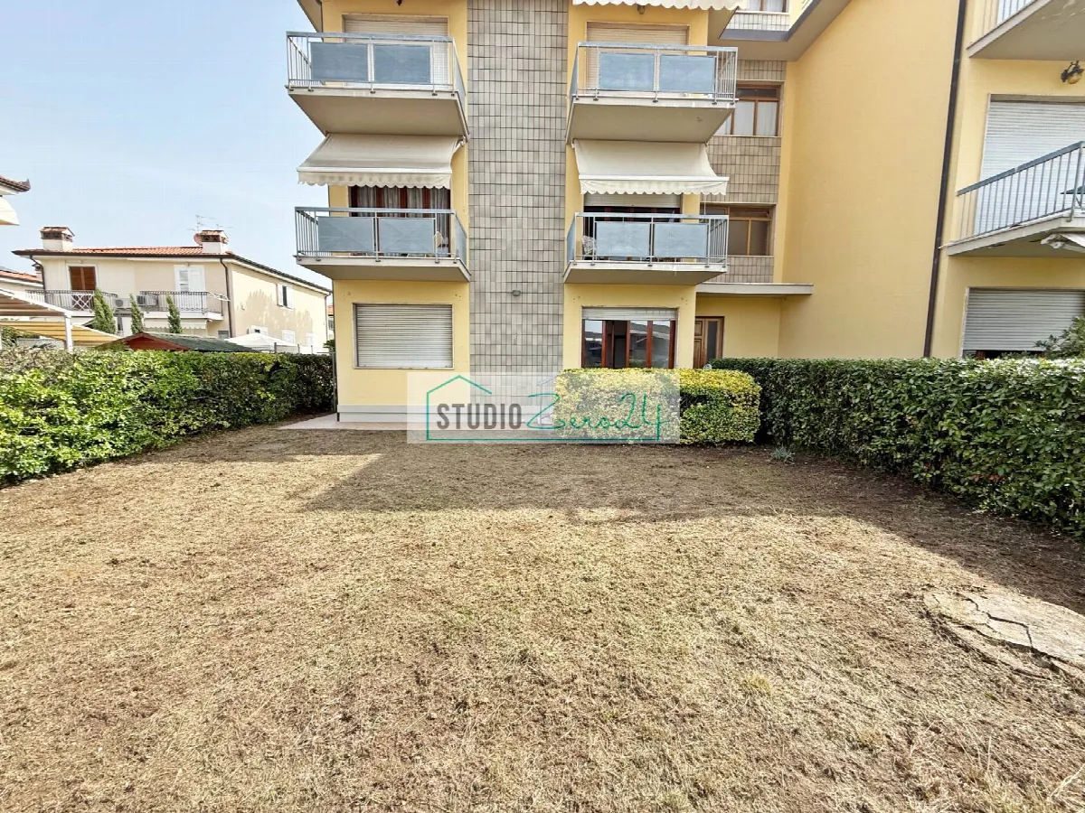 Appartamento in vendita a Camaiore, Lido di Camaiore - foto 1