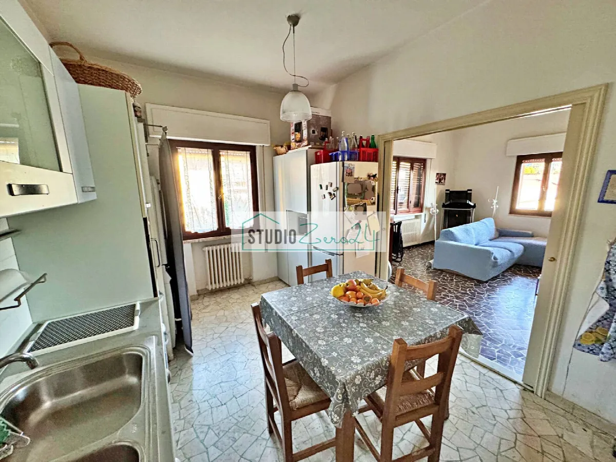 Appartamento in vendita a Pietrasanta, Centro Storico - foto 6