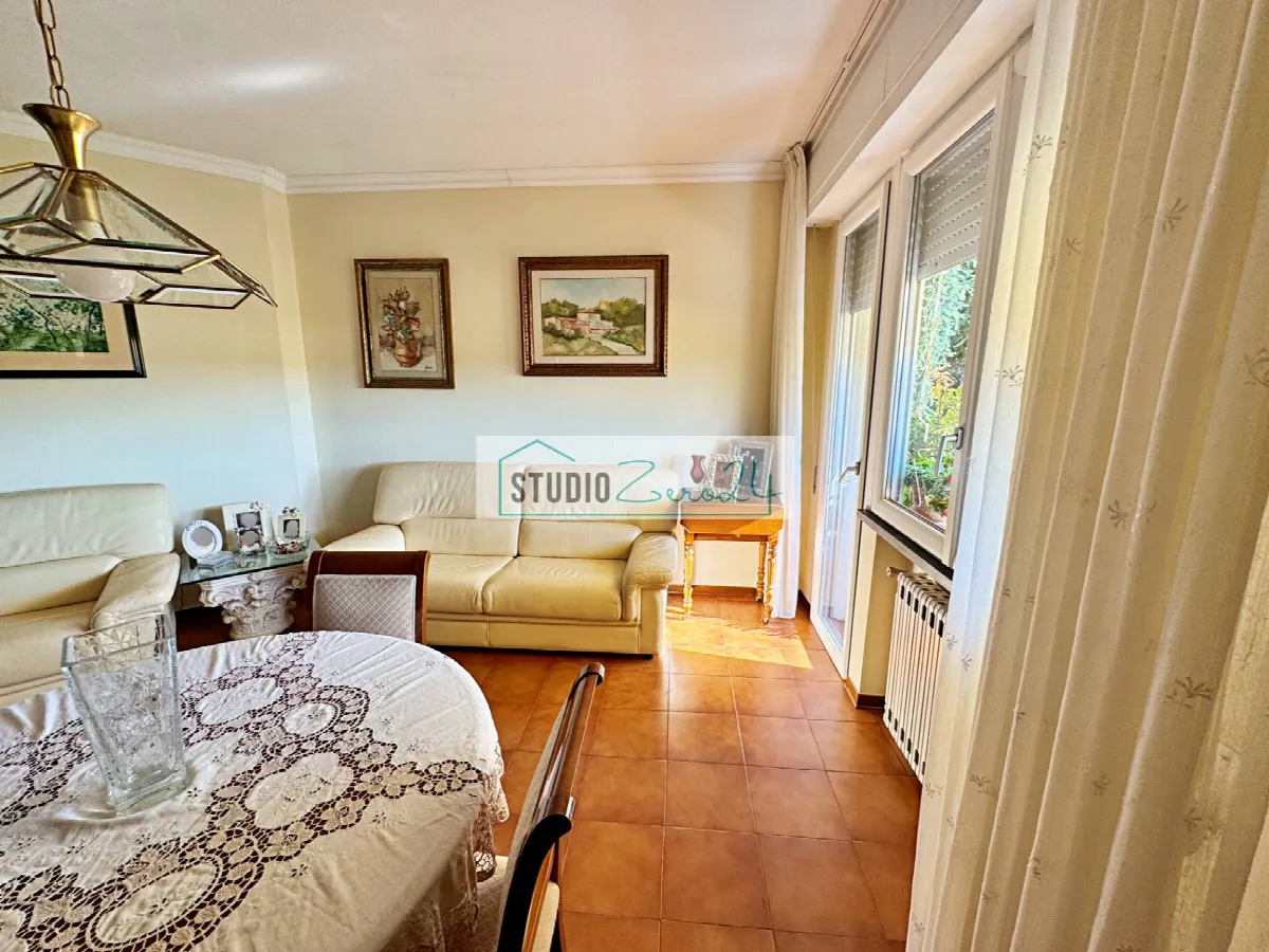 Appartamento in vendita a Pietrasanta, Centro Storico - foto 4