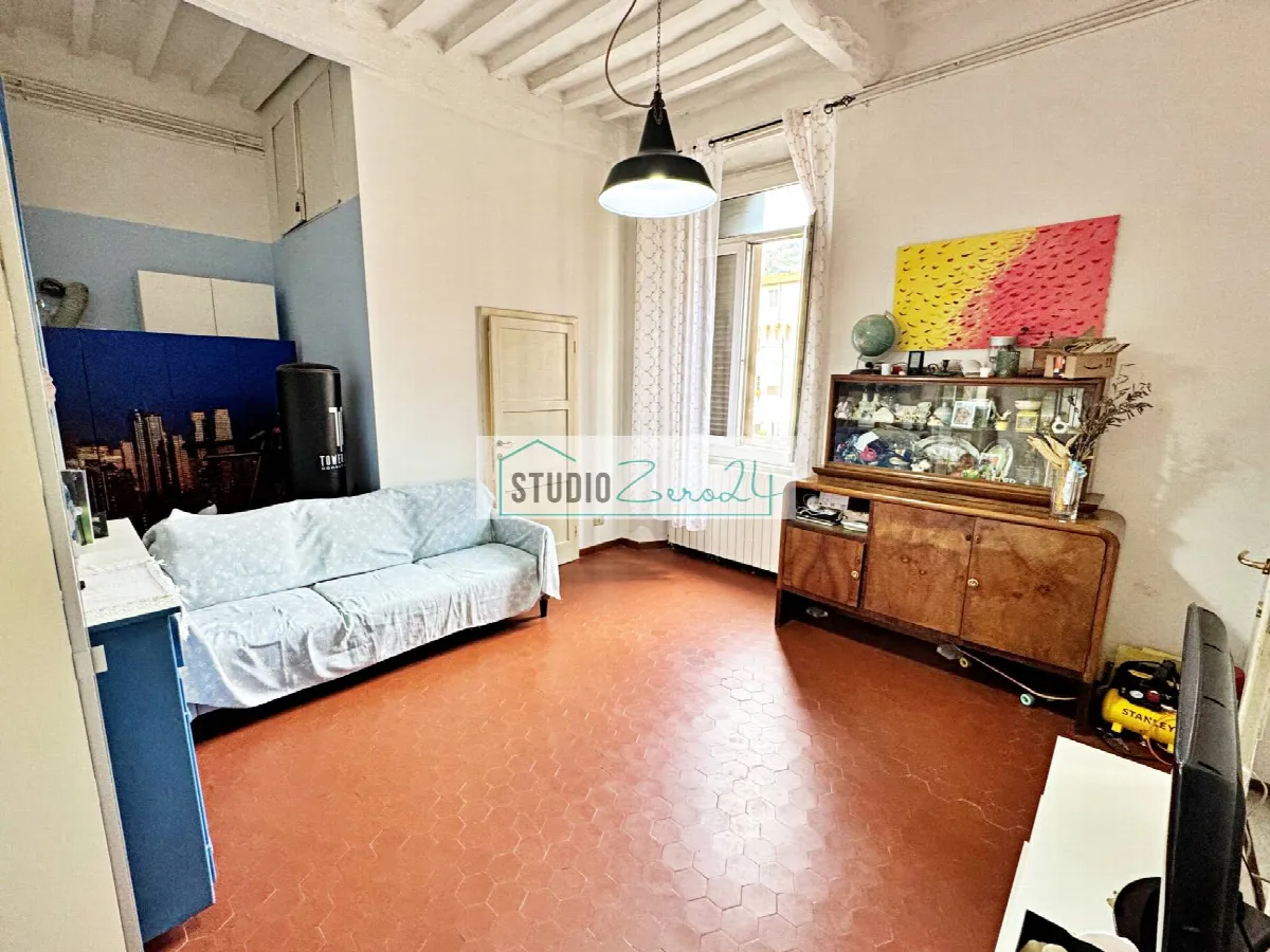 Appartamento in vendita a Pietrasanta, Centro Storico - foto 2