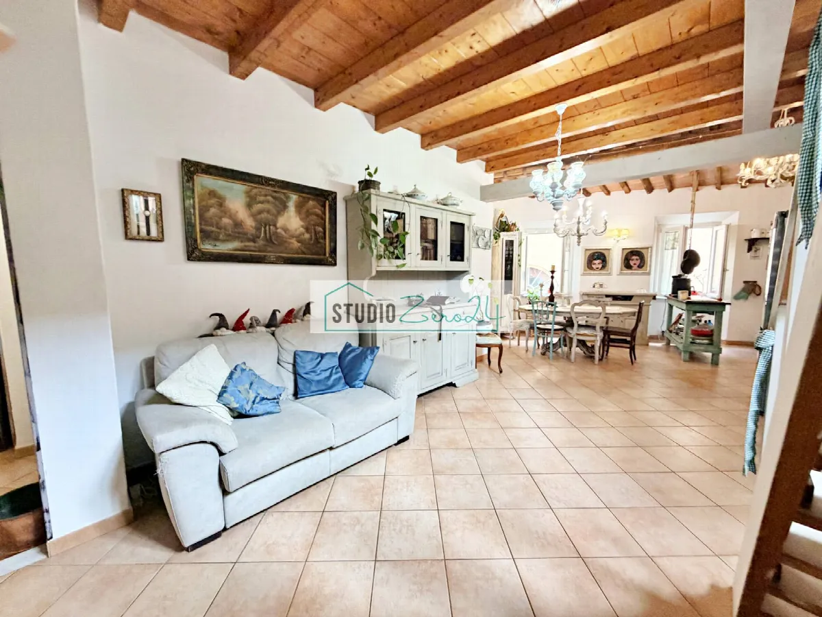 Appartamento in vendita a Seravezza, Centro - foto 2