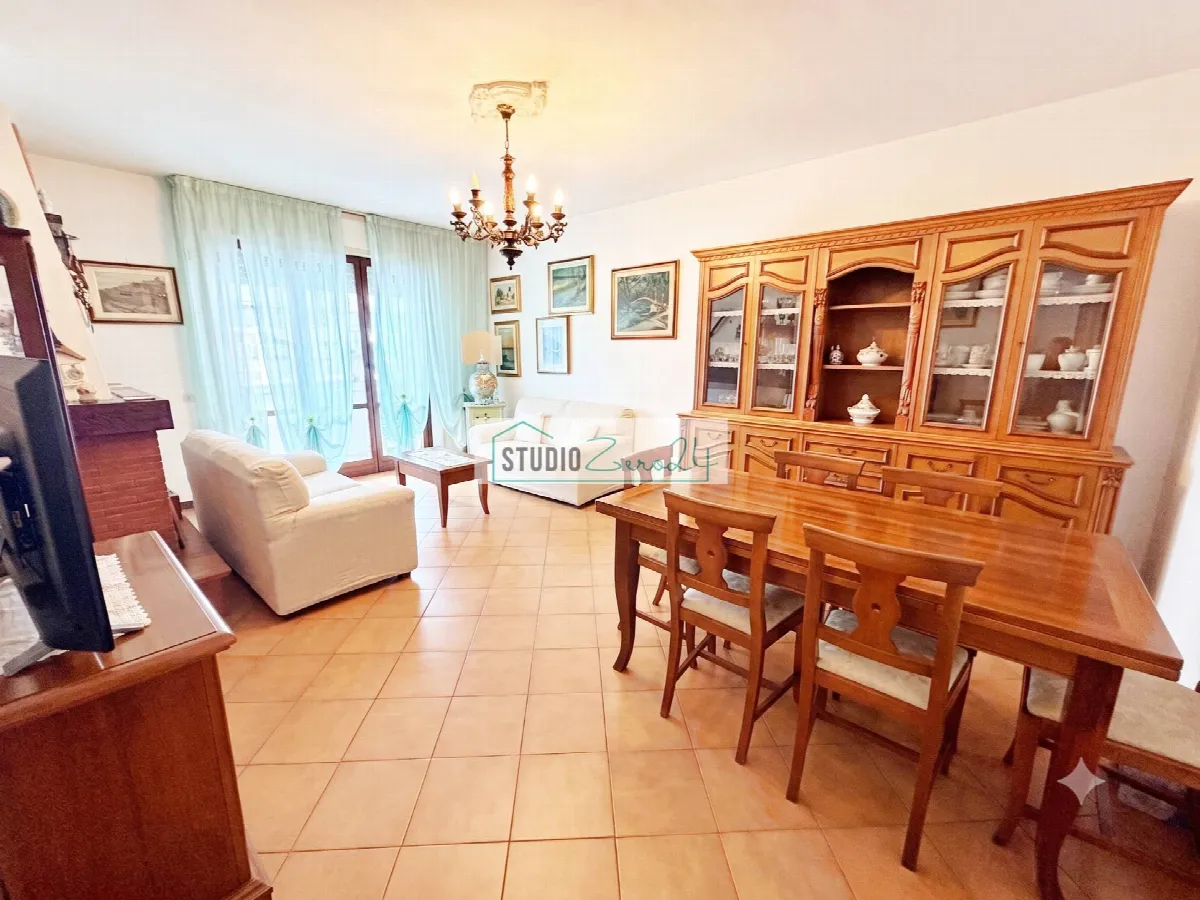 Appartamento in vendita a Seravezza, Querceta - foto 1