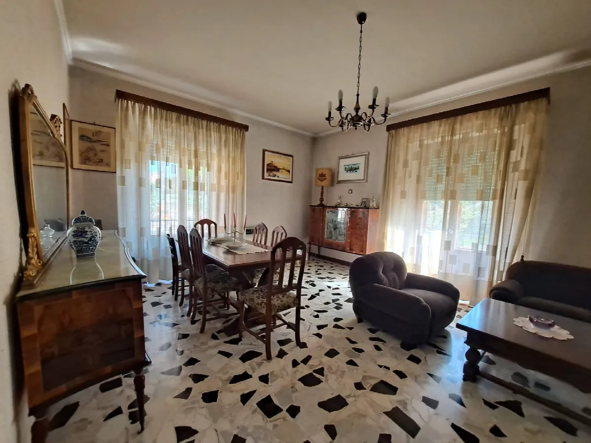 Appartamento in vendita a Marsciano, Centro - foto 1