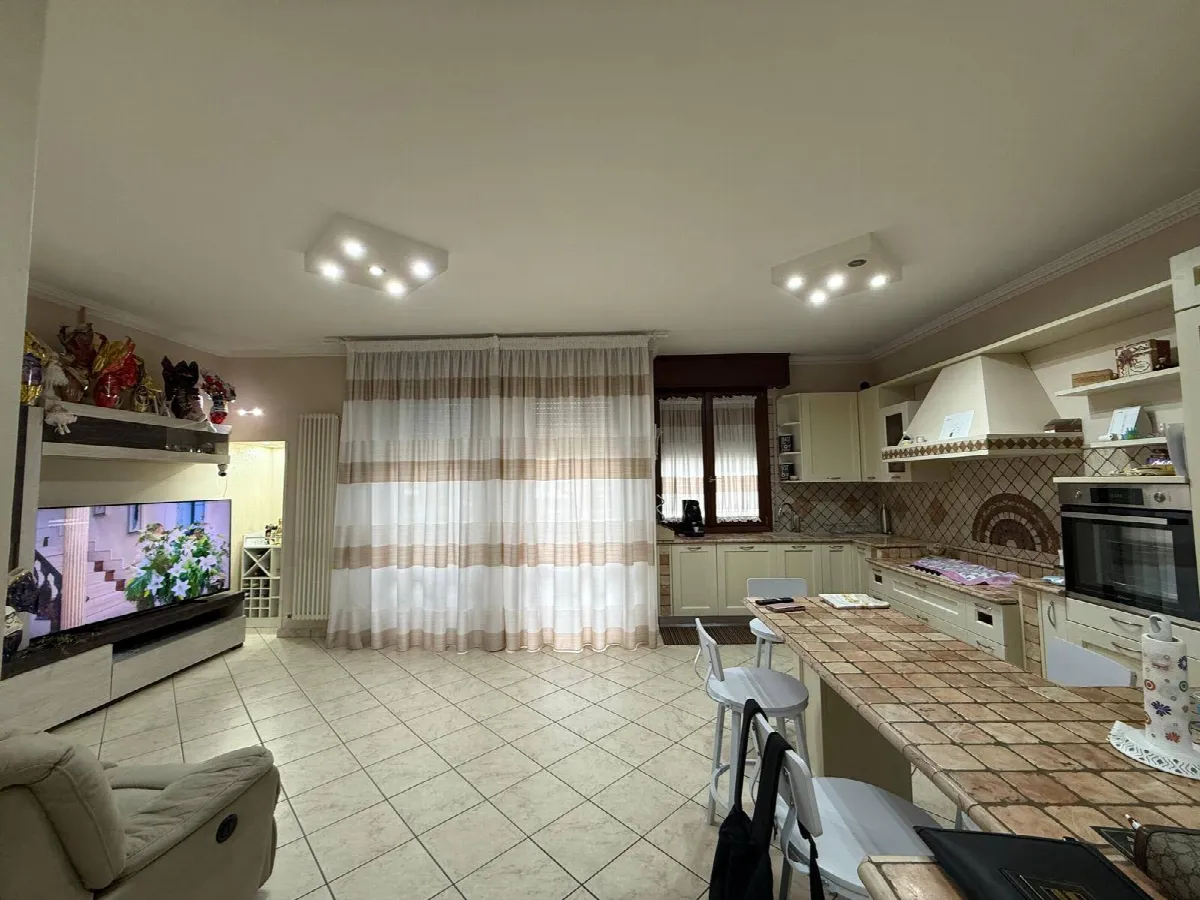 Appartamento in vendita a Castelfranco Emilia, Mezzaluna - foto 2