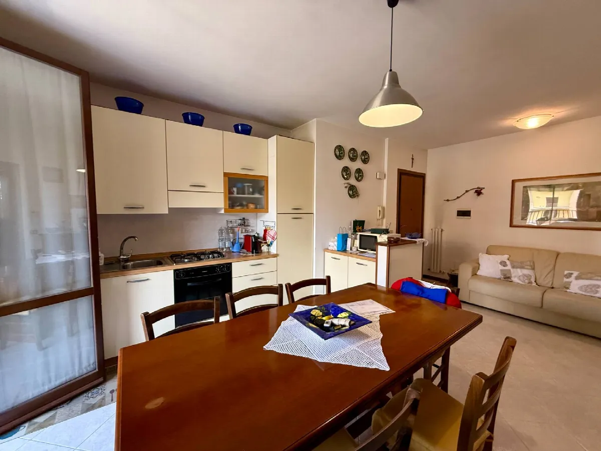 Appartamento in vendita a Castelfranco Emilia, Solimei - foto 2