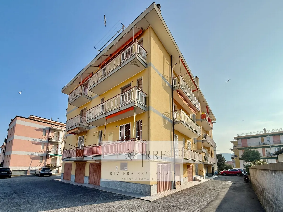 Trilocale in vendita a Loano - foto 3
