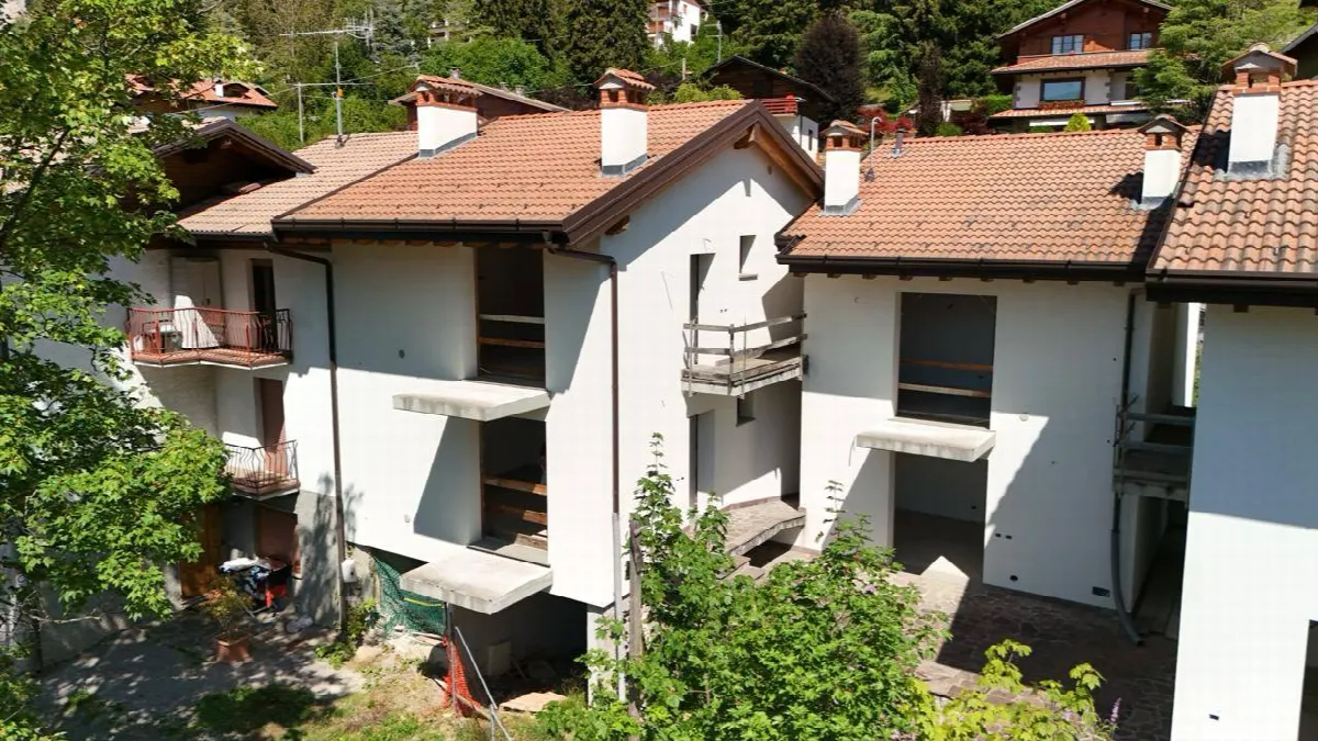 Appartamento in vendita a Castione della Presolana, Bratto - foto 2