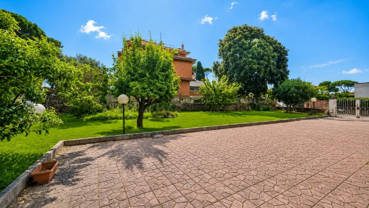 Appartamento in vendita a Anzio, Lido dei Pini - foto 2