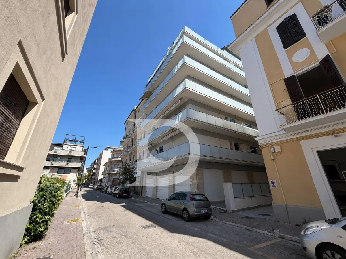Appartamento in vendita a Pescara, Centro - foto 1