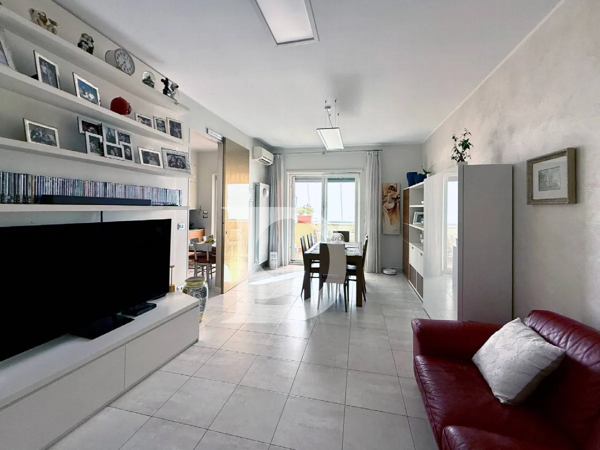 Appartamento in vendita a Pescara, Centro - foto 2