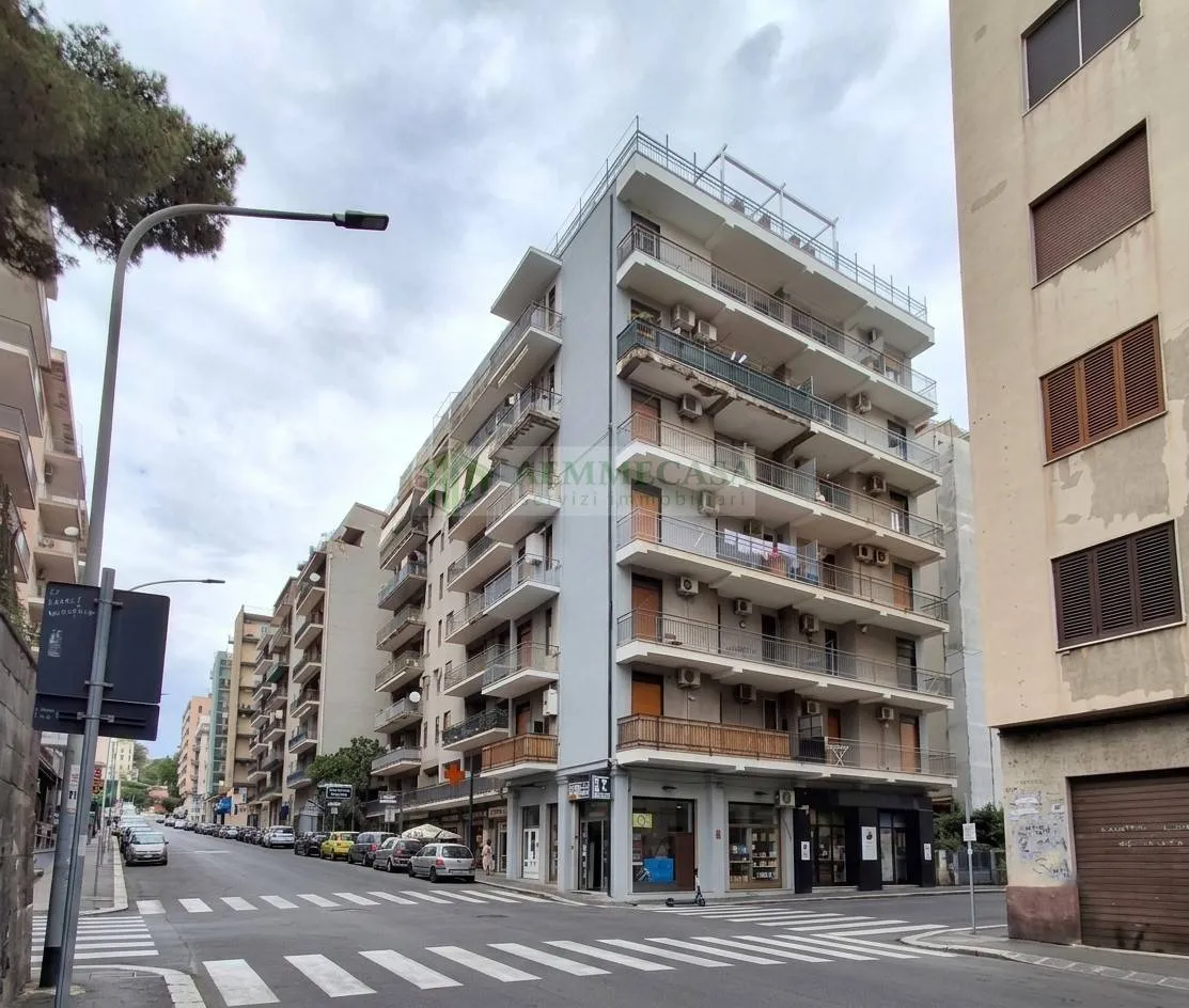 Appartamento in vendita a Catania, Sanzio-Gioeni - foto 1