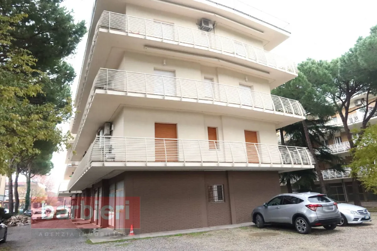 Quadrilocale in vendita a Cervia, Cervia Centro - foto 2