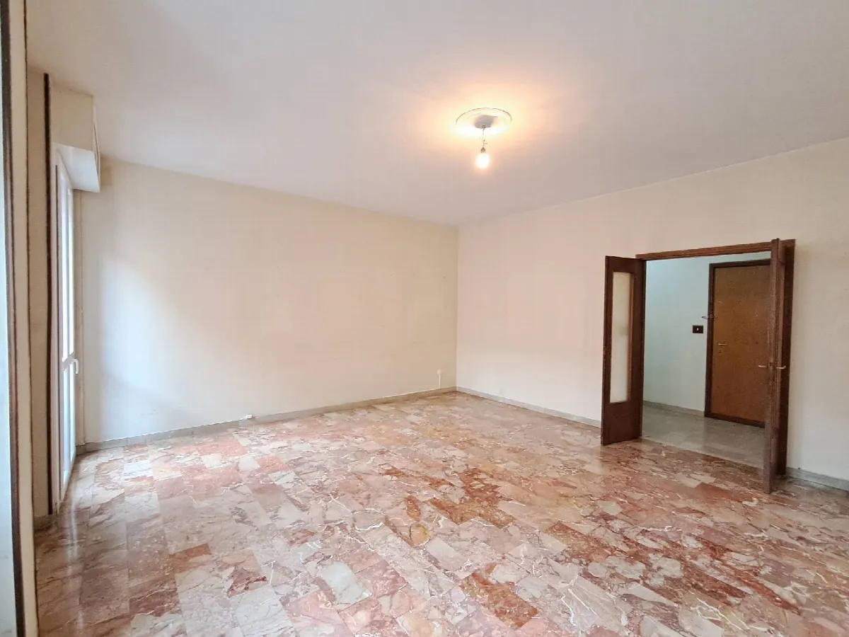 Appartamento in vendita a Ferrara, Centro storico - foto 2