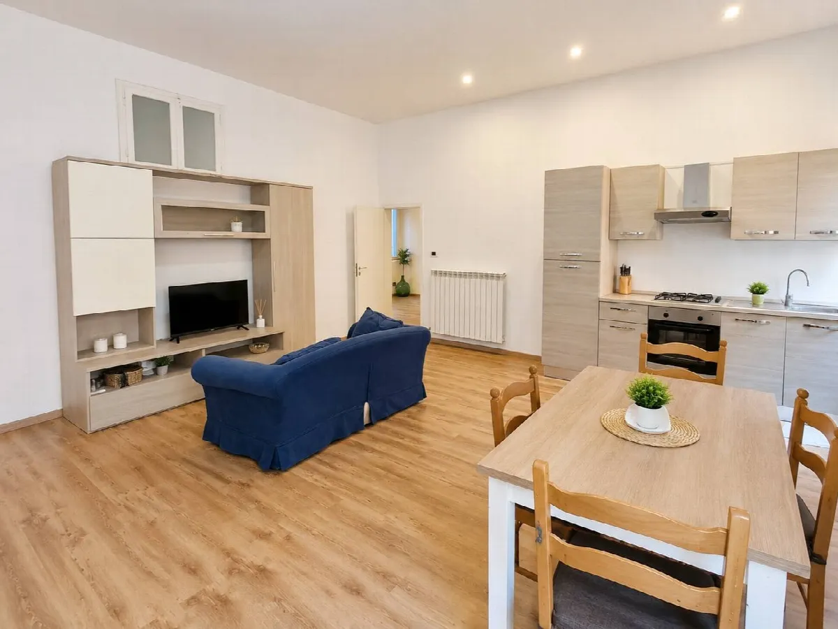 Appartamento in vendita a Ferrara, Centro storico - foto 1