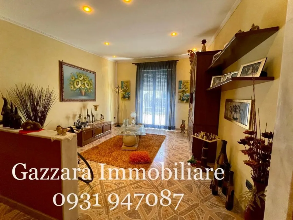 Appartamento in vendita a Canicattini Bagni, Zona Alta - foto 1