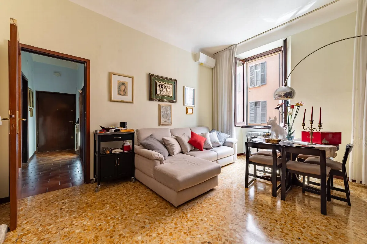 Appartamento in vendita a Milano, V Giornate, Xxii Marzo, Porta Romana, Viale Corsica - foto 1