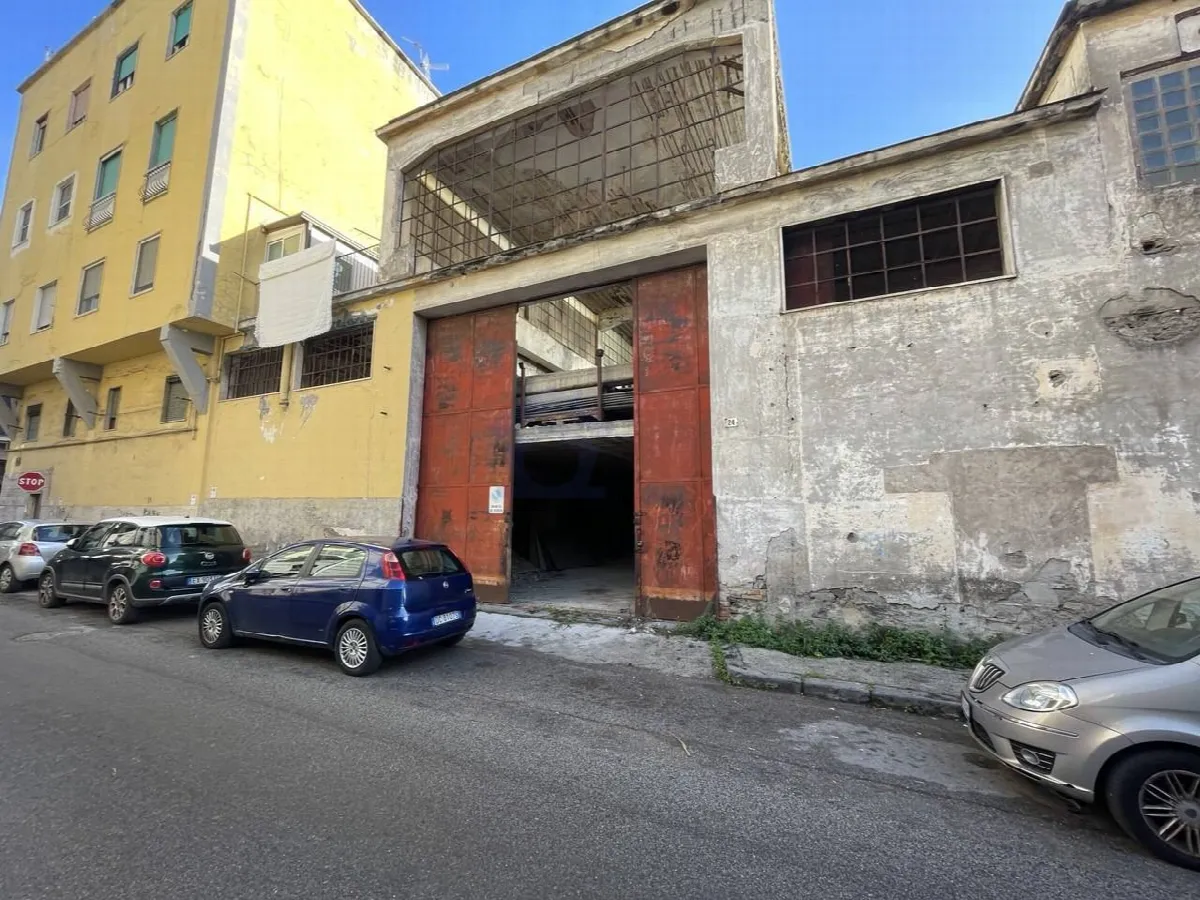 garage in vendita a Torre Annunziata, sud - foto 1