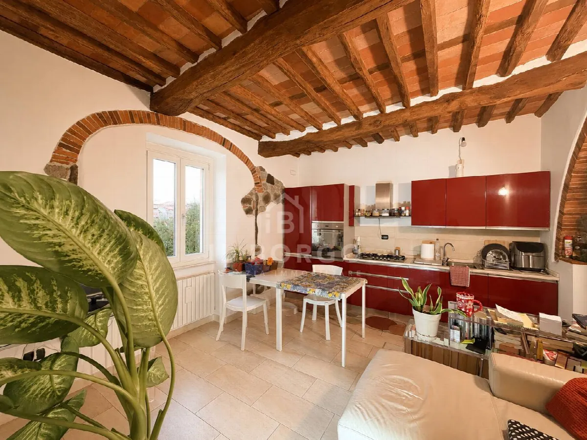 Appartamento in vendita a Pescia, Collodi - foto 1