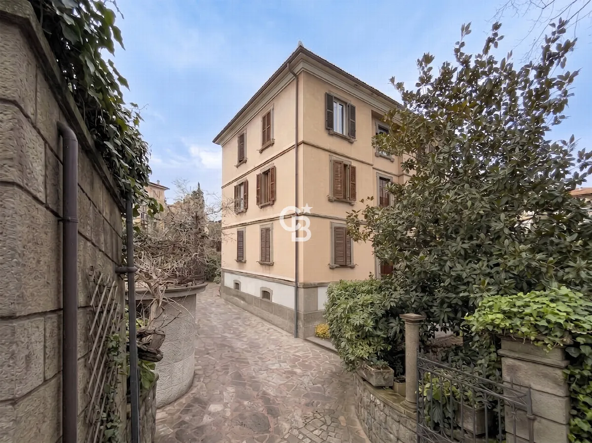 Appartamento in vendita a Viterbo, Bagnaia - foto 1