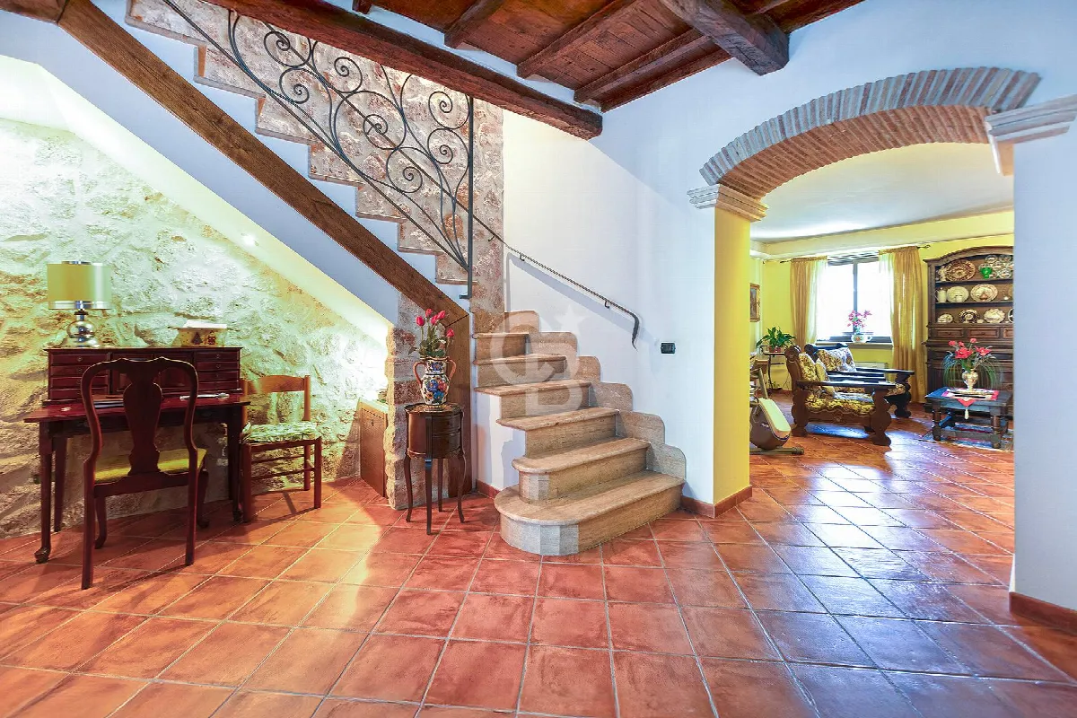 Appartamento indipendente in vendita a Viterbo, Roccalvecce - foto 4