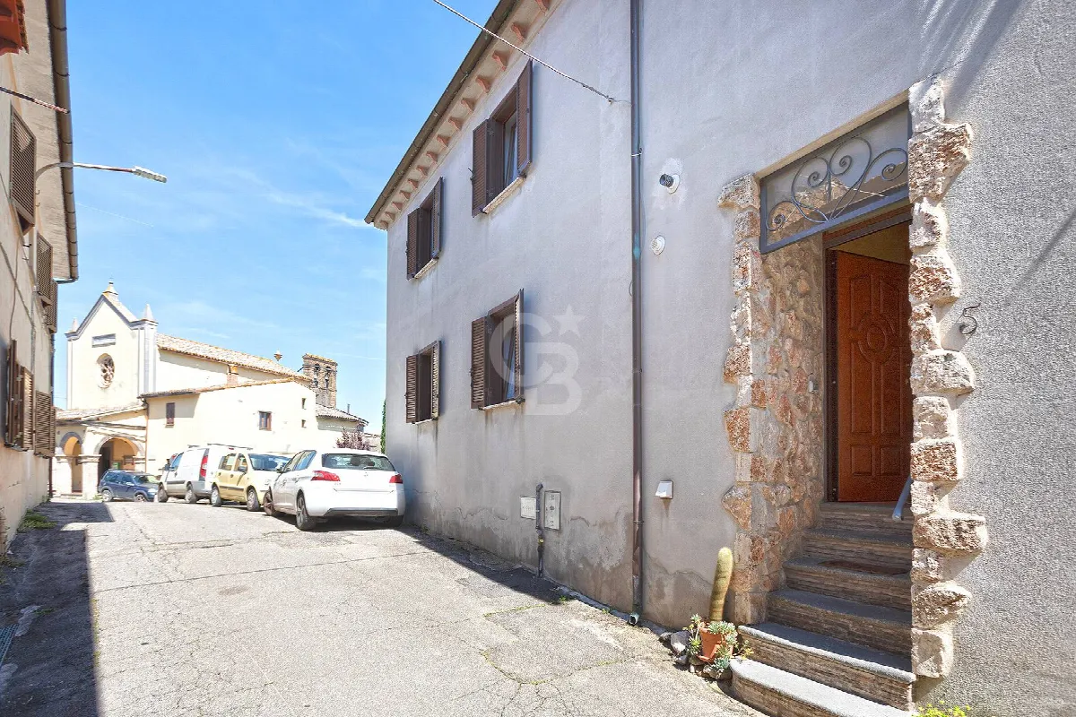 Appartamento indipendente in vendita a Viterbo, Roccalvecce - foto 5