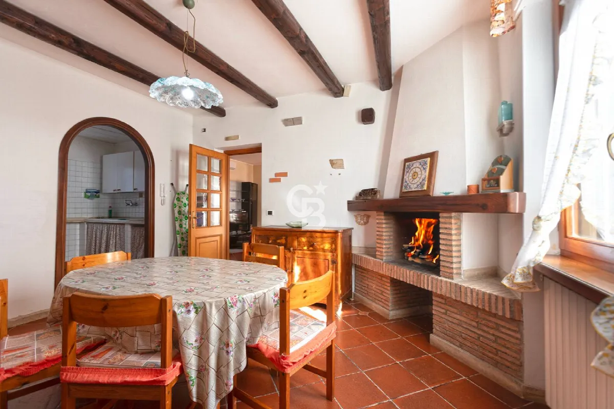 Appartamento indipendente in vendita a Bolsena - foto 8