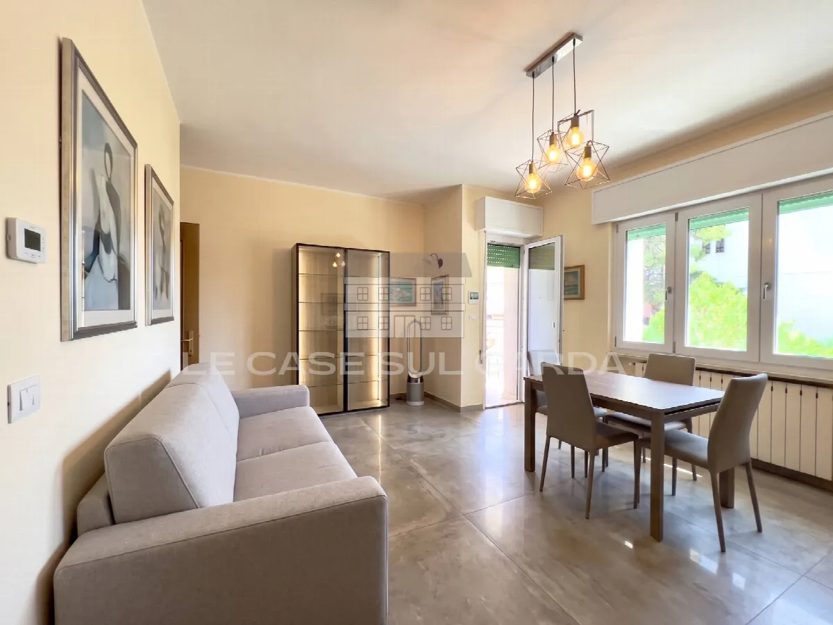 Appartamento in vendita a Desenzano del Garda, Desenzano del Garda - foto 2