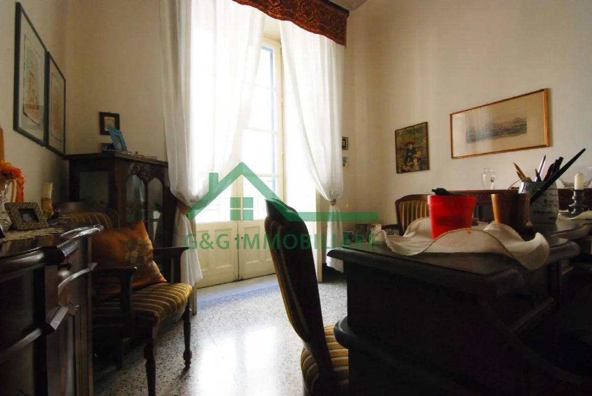 Appartamento Quadrilocale in vendita a Catania, Via Umberto - foto 7