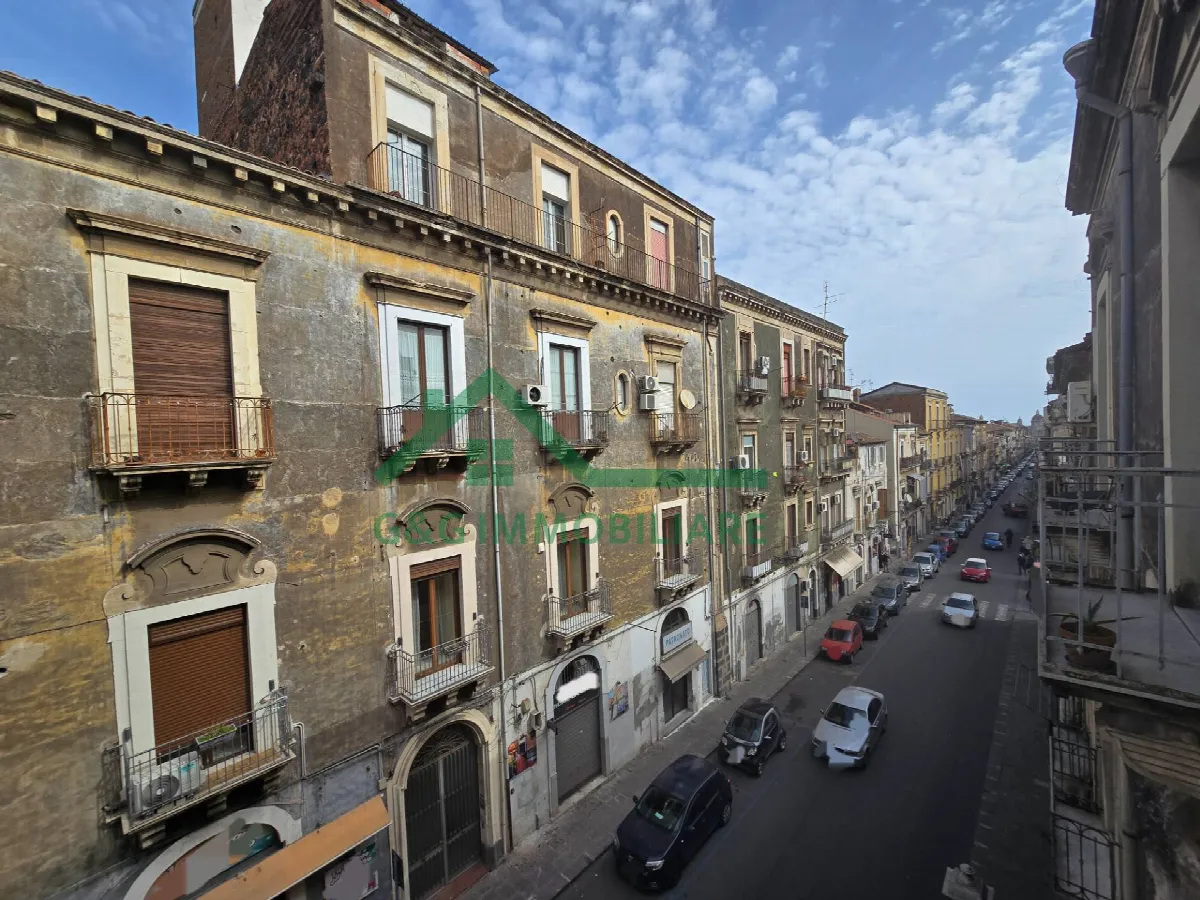 Appartamento Quadrilocale in vendita a Catania, Zona semicentro - foto 10