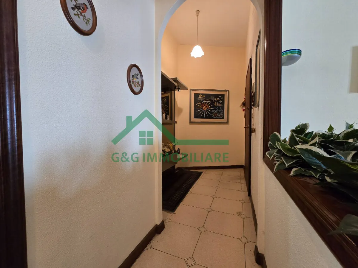 Appartamento Quadrilocale in vendita a Catania, Zona semicentro - foto 3