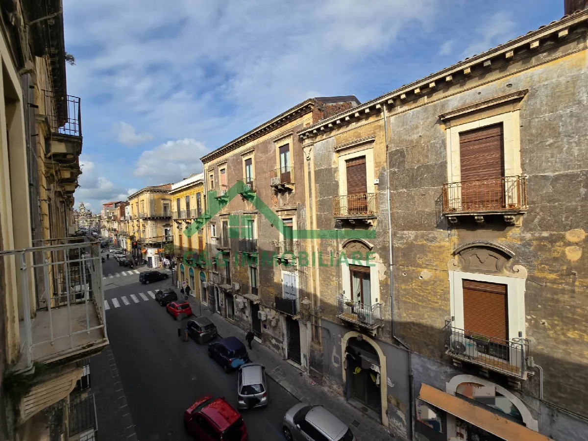 Appartamento Quadrilocale in vendita a Catania, Zona semicentro - foto 5
