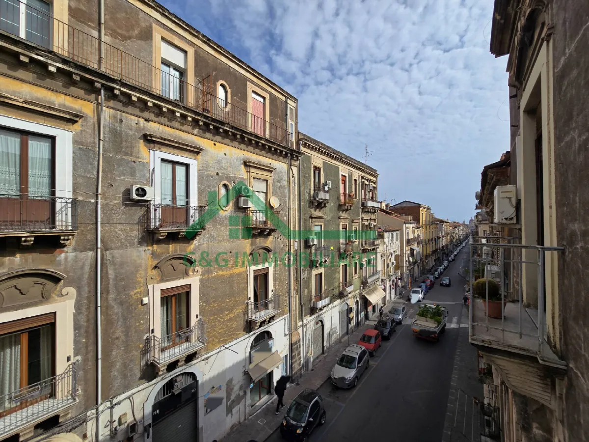 Appartamento Quadrilocale in vendita a Catania, Zona semicentro - foto 6
