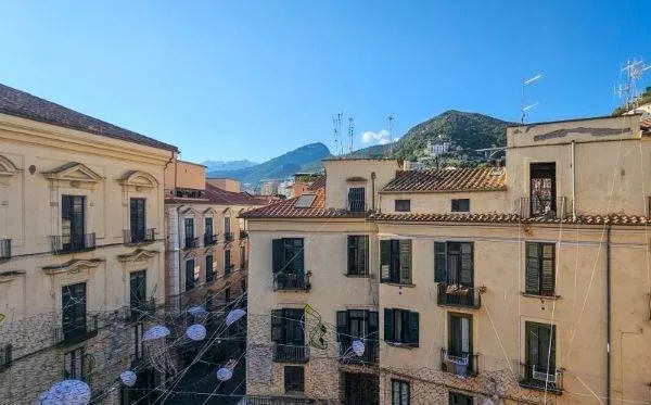 Appartamento in vendita a Salerno, Centro Storico - foto 7