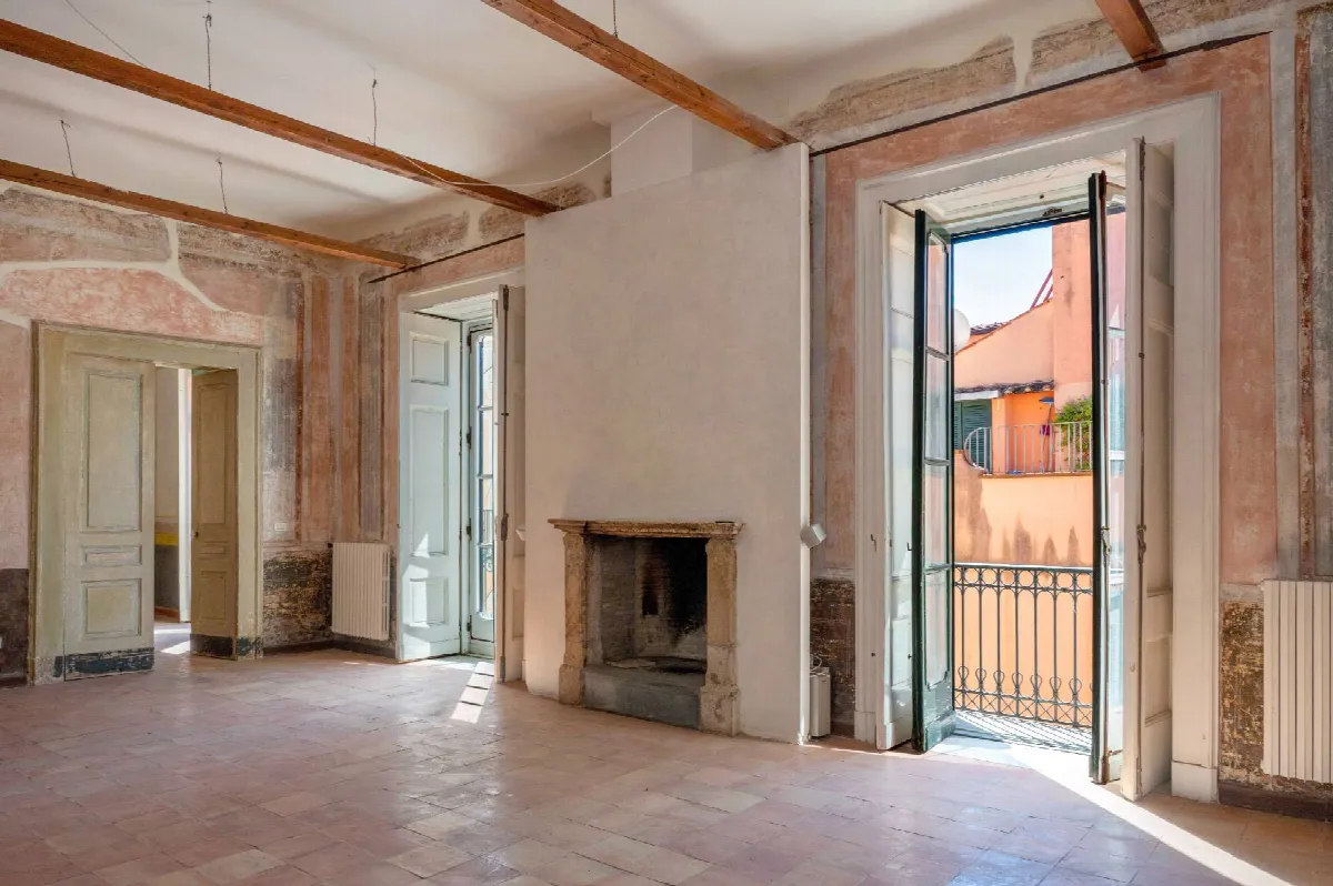 Appartamento in vendita a Salerno, Centro Storico - foto 1