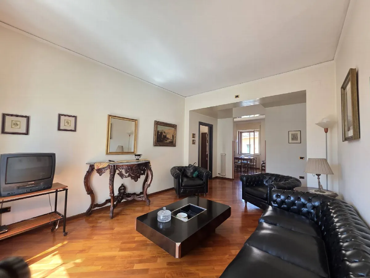 Appartamento in vendita a Salerno, Centro - foto 4