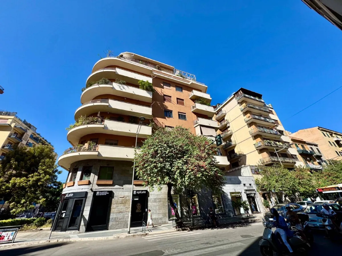 Appartamento in vendita a Palermo, Notarbartolo - foto 1