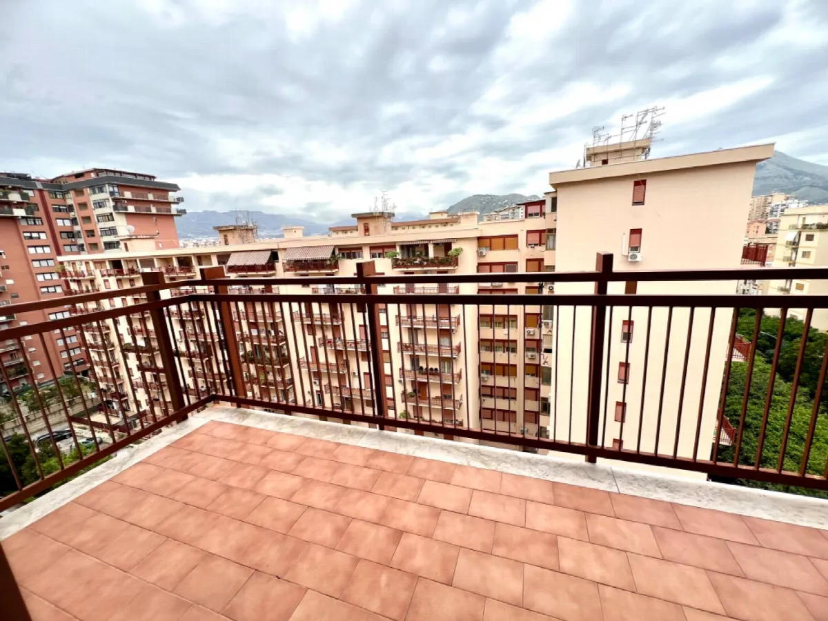 Appartamento in vendita a Palermo, Zisa - foto 3