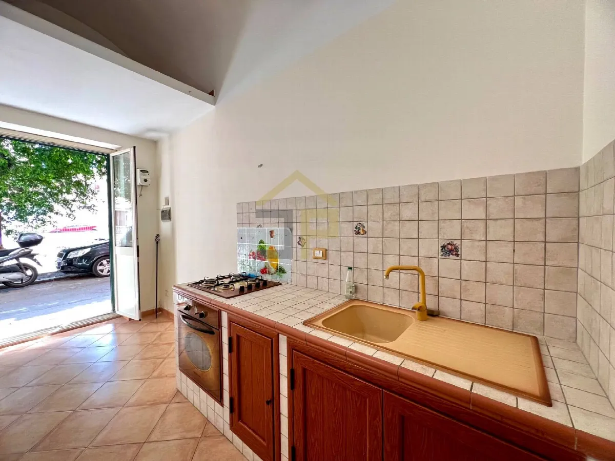 Appartamento in vendita a Palermo, Corso dei Mille - foto 1
