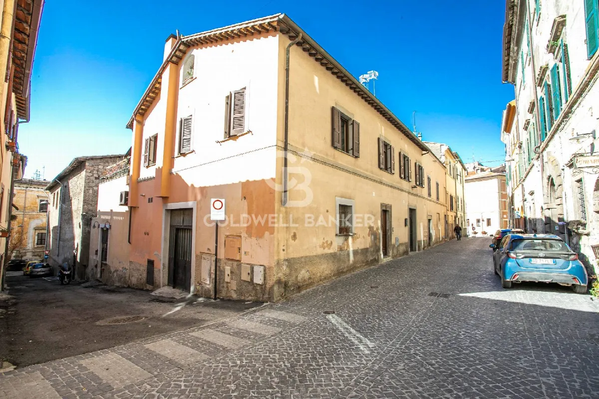 Appartamento in vendita a Tarquinia, Centro Storico - foto 2