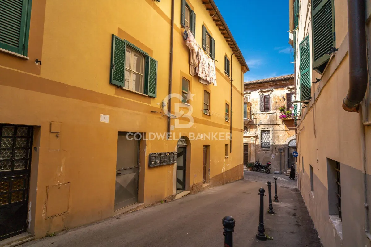 Appartamento in vendita a Tarquinia, Centro Storico - foto 2