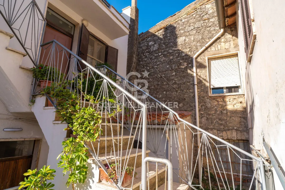 Appartamento in vendita a Tarquinia, Centro Storico - foto 4