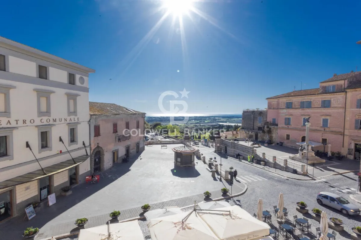 Appartamento in vendita a Tarquinia, Centro Storico - foto 1