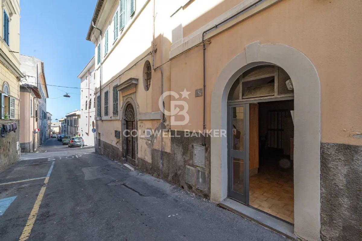 Appartamento in vendita a Tarquinia, Centro Storico - foto 2